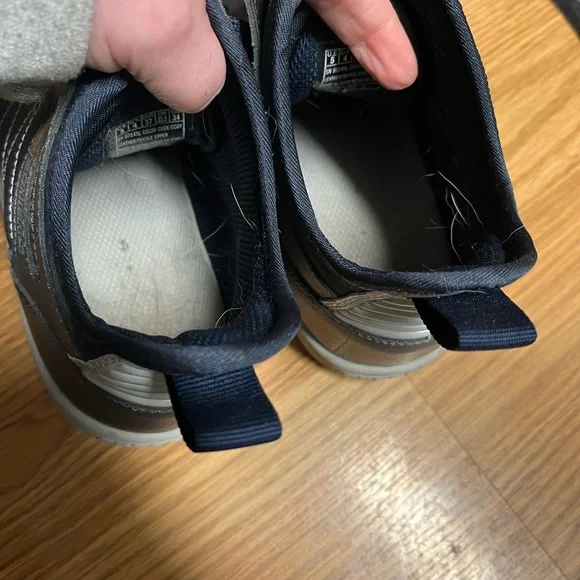 EUC Skechers (mid)High Top Sneakers - Picture 3 of 6